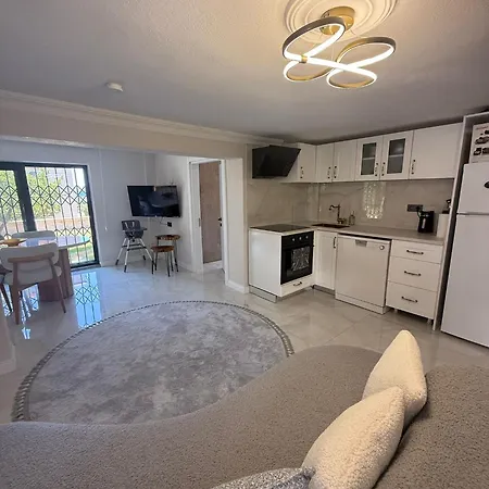 Pearl Mansion-1 Modern 3Br Garden House Near Beaches In Cunda